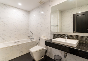 1 Bedroom Serviced Apartment For Rent - Wat Phnom, Phnom Penh thumbnail