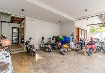 6 Bedrooms Villa For Sale- Residence 90,  Boeung Kak 1,  Phnom Penh thumbnail
