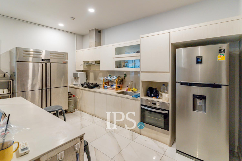 6 Bedrooms Villa For Sale- Residence 90,  Boeung Kak 1,  Phnom Penh