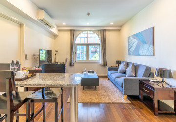 1 Bedroom Serviced Apartment For Rent - Wat Phnom, Phnom Penh thumbnail