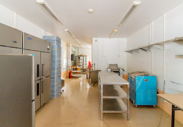 Double-Storey Link House For Sale - Preak Leab, Chroy Changvar, Phnom Penh thumbnail
