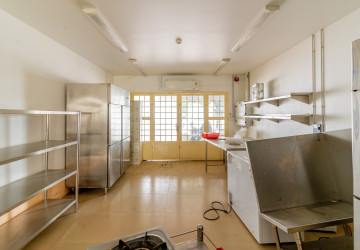 Double-Storey Link House For Sale - Preak Leab, Chroy Changvar, Phnom Penh thumbnail