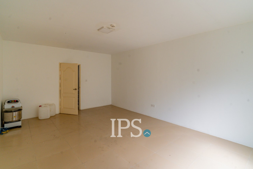 Double-Storey Link House For Sale - Preak Leab, Chroy Changvar, Phnom Penh