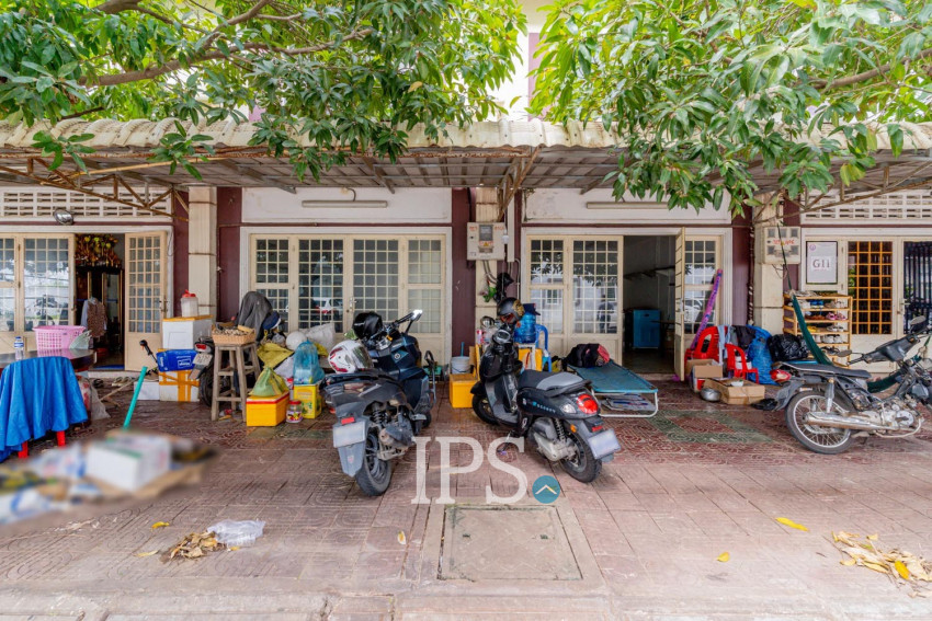 Double-Storey Link House For Sale - Preak Leab, Chroy Changvar, Phnom Penh