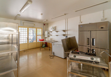 Double-Storey Link House For Sale - Preak Leab, Chroy Changvar, Phnom Penh thumbnail