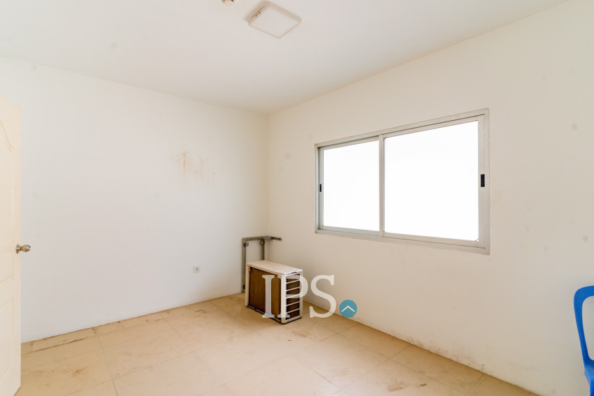 Double-Storey Link House For Sale - Preak Leab, Chroy Changvar, Phnom Penh