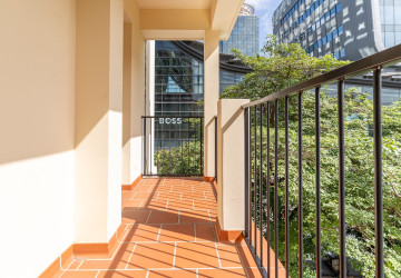 3 Bedroom Serviced Apartment For Rent - Wat Phnom, Phnom Penh thumbnail