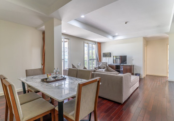 3 Bedroom Serviced Apartment For Rent - Wat Phnom, Phnom Penh thumbnail