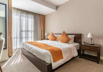 3 Bedroom Serviced Apartment For Rent - Wat Phnom, Phnom Penh thumbnail