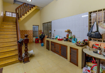217 Sqm Commercial Villa For Rent - Boeung Kak 2, Phnom Penh thumbnail