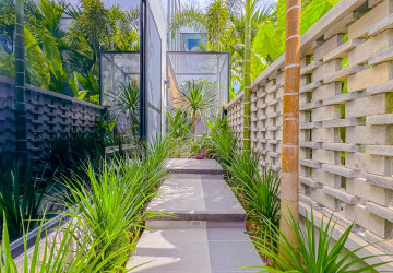 2 Bedroom Villa For Rent - Slor Kram, Siem Reap thumbnail