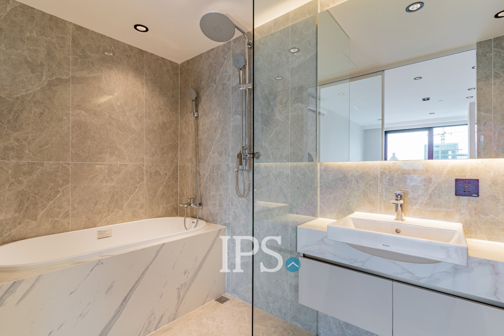3 Bedroom Duplex Condo For Sale - Time Square 7 - Boeung Kak 1, Phnom Penh - Image 14 3 Bedroom Duplex Condo For Sale - Time Square 7 - Boeung Kak 1, Phnom Penh - Image 14