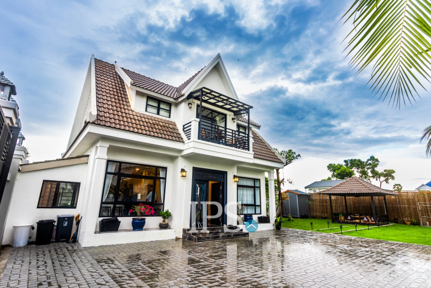 2 Bedroom Villa For Sale - Slor Kram, Siem Reap