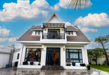2 Bedroom Villa For Sale - Slor Kram, Siem Reap thumbnail