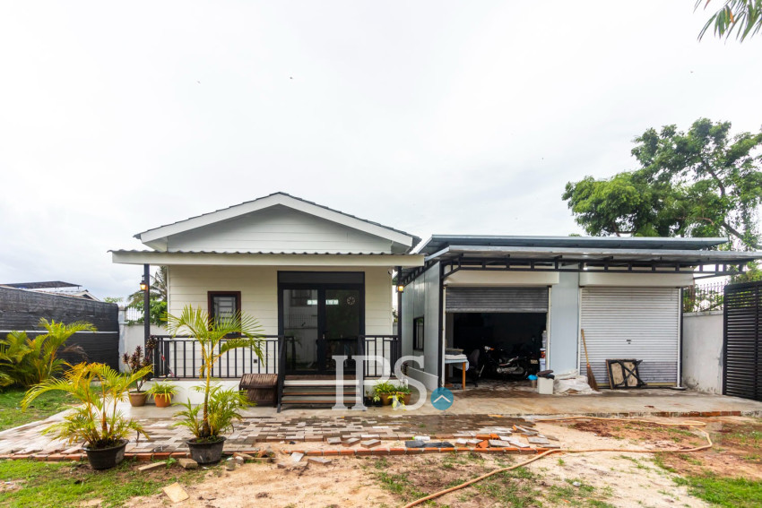 2 Bedroom Villa For Sale - Slor Kram, Siem Reap