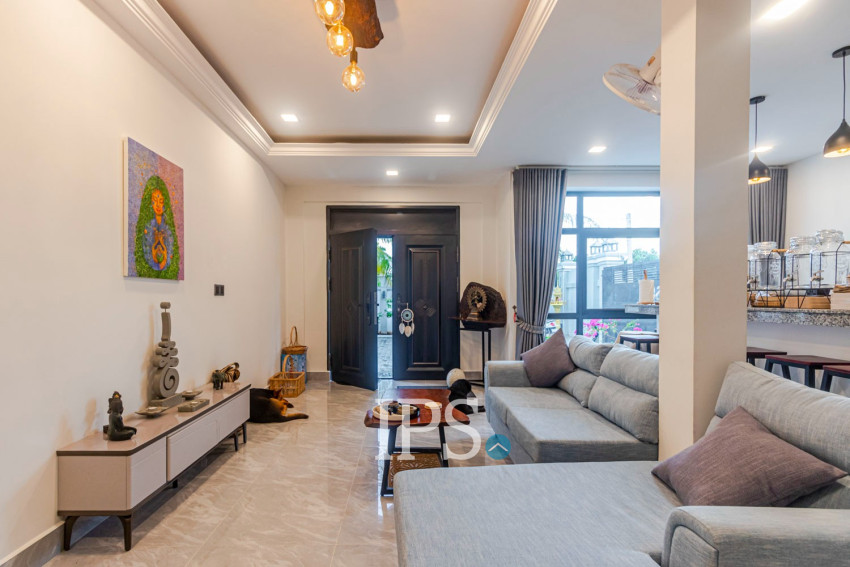 2 Bedroom Villa For Sale - Slor Kram, Siem Reap