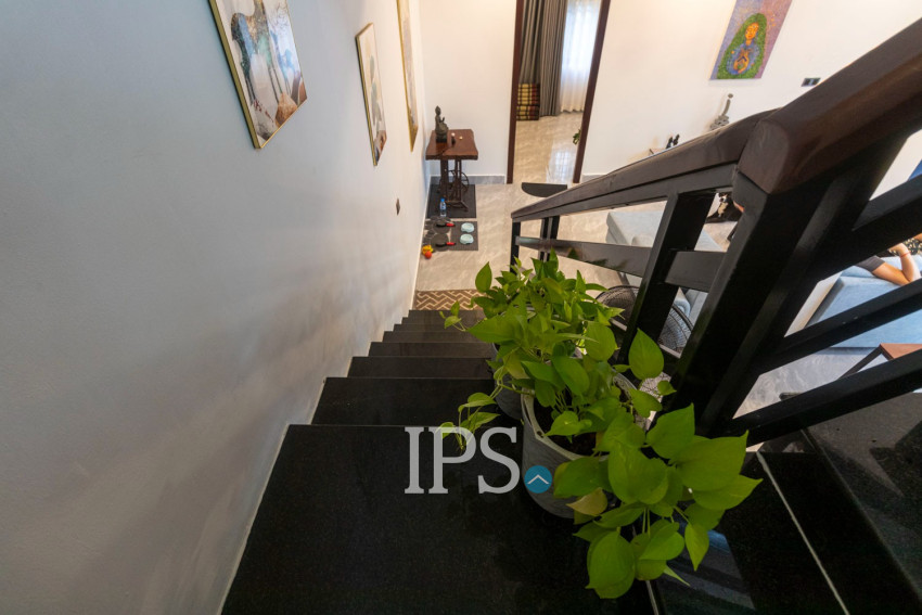 2 Bedroom Villa For Sale - Slor Kram, Siem Reap