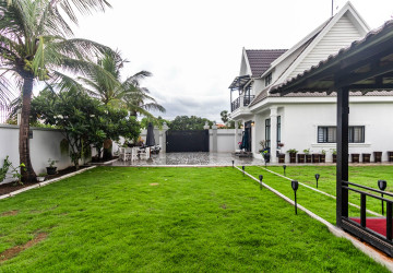 2 Bedroom Villa For Sale - Slor Kram, Siem Reap thumbnail