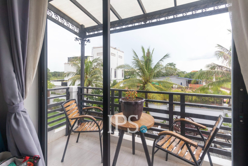 2 Bedroom Villa For Sale - Slor Kram, Siem Reap