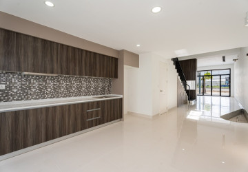 4 Bedroom Shophouse For Rent - Natha Residence, Preaek Kampues, Khan Dangkao, Phnom Penh thumbnail