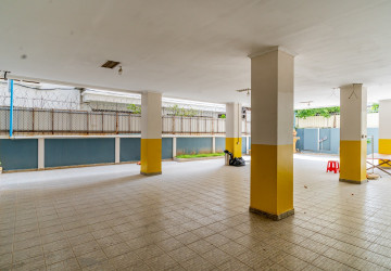 5 Storey Building For Sale -Phsar Daeum Thkov, Chamkarmon, Phnom Penh thumbnail