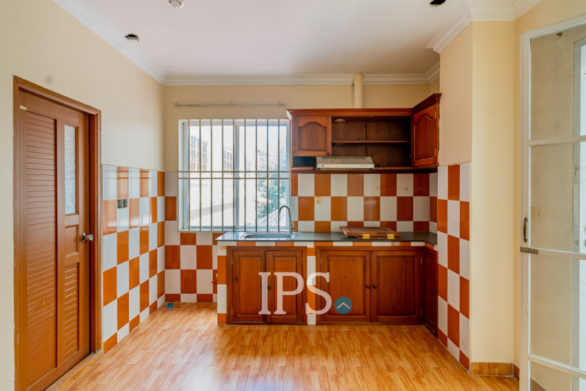 5 Storey Building For Sale -Phsar Daeum Thkov, Chamkarmon, Phnom Penh