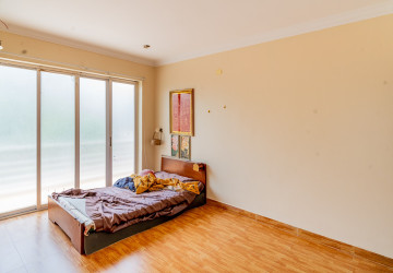 5 Storey Building For Sale -Phsar Daeum Thkov, Chamkarmon, Phnom Penh thumbnail