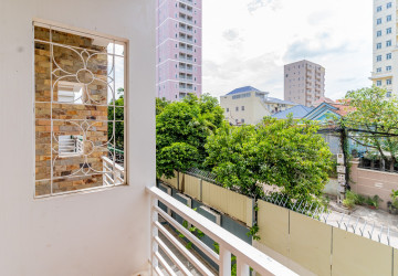 5 Storey Building For Sale -Phsar Daeum Thkov, Chamkarmon, Phnom Penh thumbnail