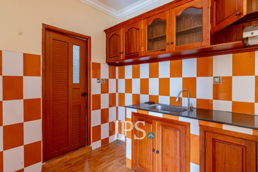 5 Storey Building For Sale -Phsar Daeum Thkov, Chamkarmon, Phnom Penh