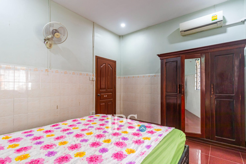 2 Bedroom House For Rent - Svay Dangkum, Siem Reap