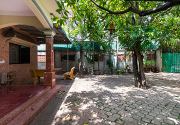 2 Bedroom House For Rent - Svay Dangkum, Siem Reap thumbnail