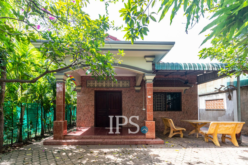 2 Bedroom House For Rent - Svay Dangkum, Siem Reap