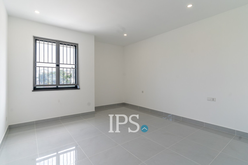 5 Bedroom Shophouse For Sale  - Phnom Penh Park, Phnom Penh