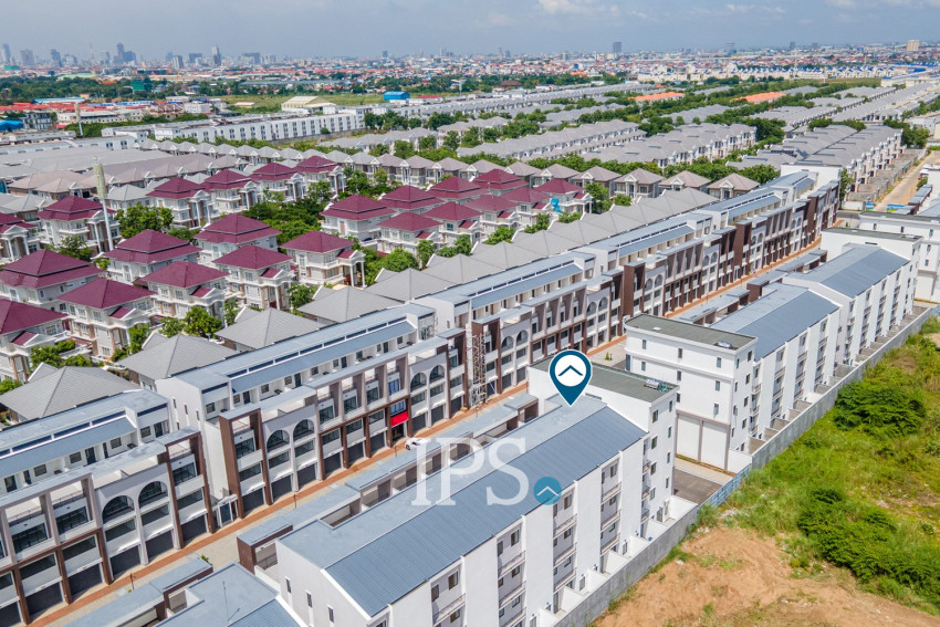 5 Bedroom Shophouse For Sale  - Phnom Penh Park, Phnom Penh