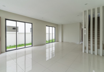 4 Bedroom Villa Plus Touch Type B For Rent - Borey Chankiri, Preaek Kampues, Phnom Penh thumbnail