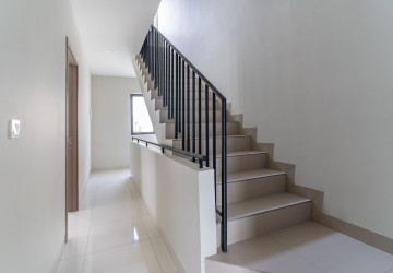 4 Bedroom Villa Plus Touch Type B For Rent - Borey Chankiri, Preaek Kampues, Phnom Penh thumbnail