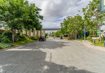 4 Bedroom Villa Plus Touch Type B For Rent - Borey Chankiri, Preaek Kampues, Phnom Penh thumbnail