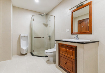 3 Bedroom Serviced Penthouse Apartment For Rent - BKK1, Phnom Penh thumbnail