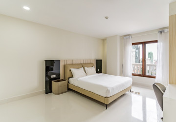 3 Bedroom Serviced Penthouse Apartment For Rent - BKK1, Phnom Penh thumbnail