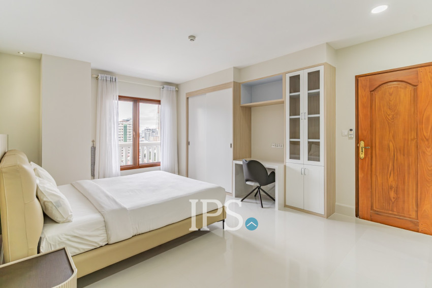 3 Bedroom Serviced Penthouse Apartment For Rent - BKK1, Phnom Penh