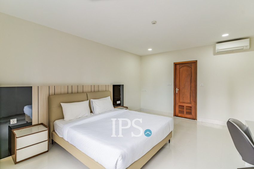 3 Bedroom Serviced Penthouse Apartment For Rent - BKK1, Phnom Penh