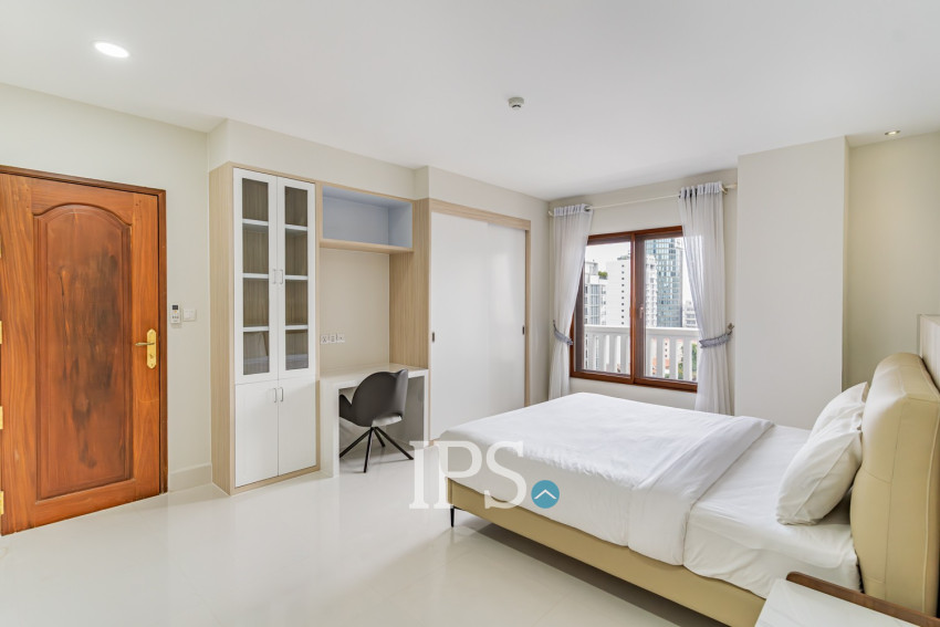 3 Bedroom Serviced Penthouse Apartment For Rent - BKK1, Phnom Penh