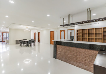 3 Bedroom Serviced Penthouse Apartment For Rent - BKK1, Phnom Penh thumbnail