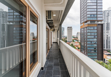 3 Bedroom Serviced Penthouse Apartment For Rent - BKK1, Phnom Penh thumbnail