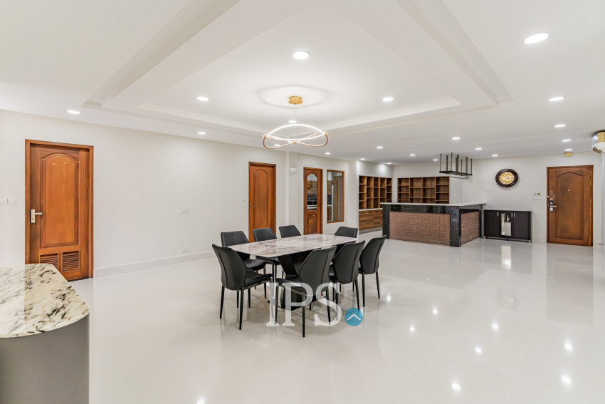 3 Bedroom Serviced Penthouse Apartment For Rent - BKK1, Phnom Penh