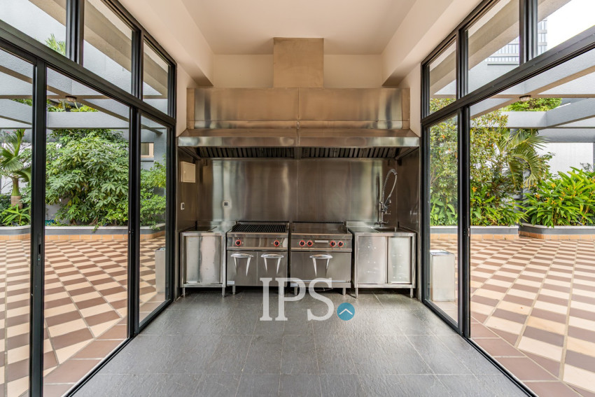 3 Bedroom Serviced Penthouse Apartment For Rent - BKK1, Phnom Penh