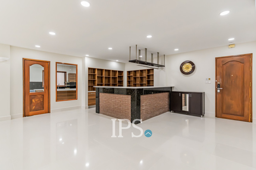 3 Bedroom Serviced Penthouse Apartment For Rent - BKK1, Phnom Penh