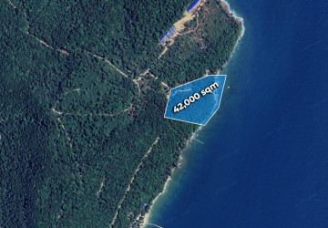 42,000 Sqm Beach Front  Land For Sale - Kaoh Rong Sanloem, Sihanouk Province thumbnail