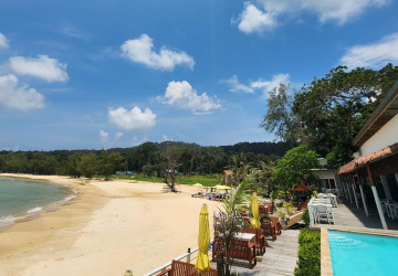 48000 Sqm Beach Front Land and Resort For Sale - Kaoh Rong Sanloem, Sihanouk Province thumbnail