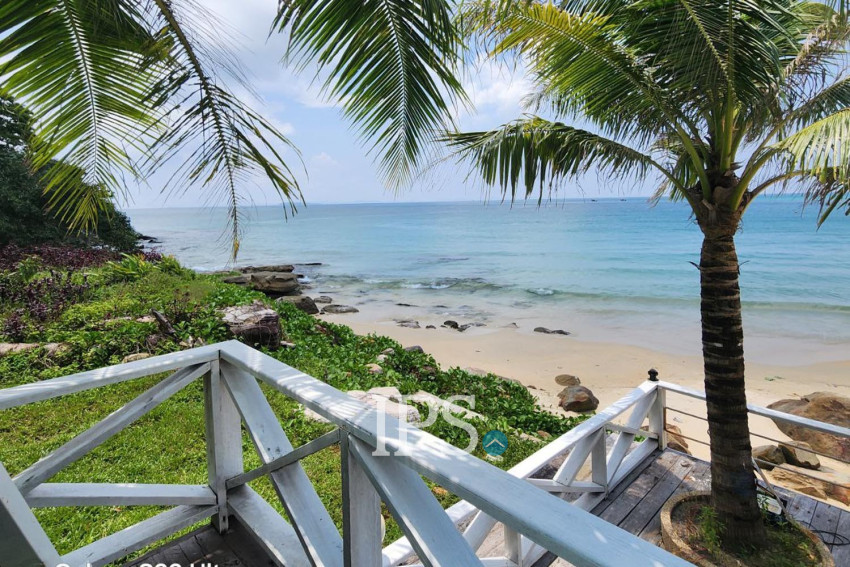 48000 Sqm Beach Front Land and Resort For Sale - Kaoh Rong Sanloem, Sihanouk Province